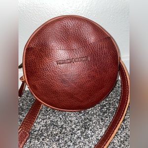 Portland Leather Goods Nutmeg Small Circle Crossbody